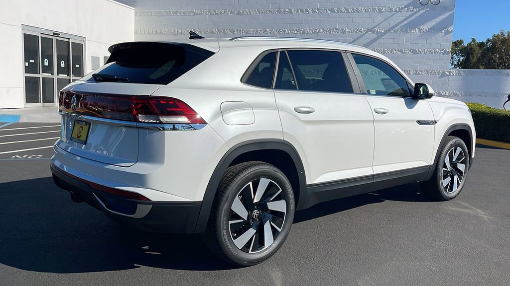 New 2026 Volkswagen Atlas Cross Sport SE FWD image 7