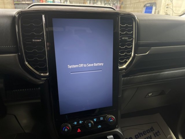 Used 2024 Ford Ranger Lariat w/ FX4 Off-Road Package image 42