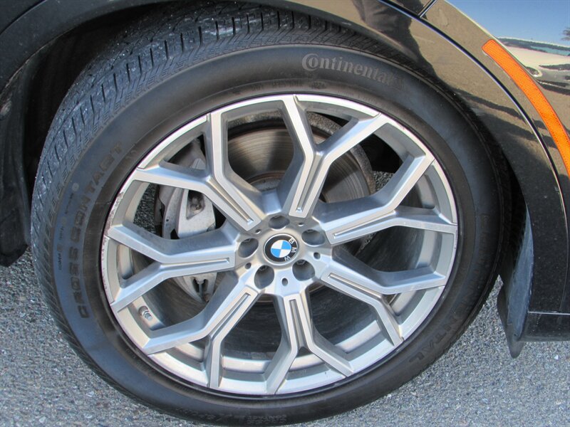 Used 2019 BMW X7 xDrive40i w/ Premium Package AWD/4WD image 28