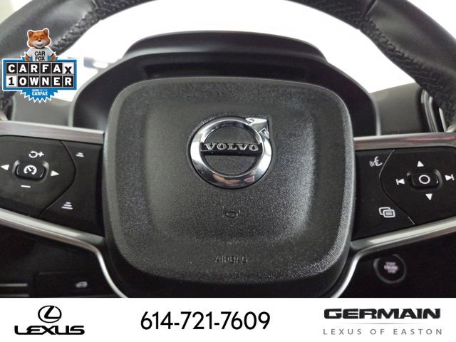 Used 2025 Volvo XC40 B5 Plus image 24