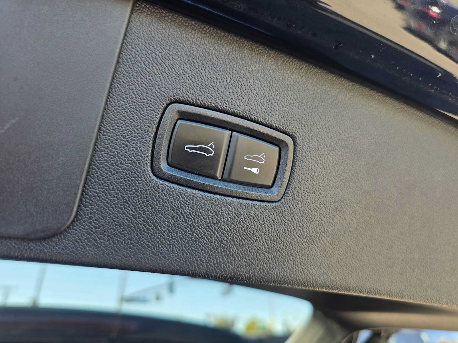 Used 2019 Porsche Cayenne AWD/4WD image 15