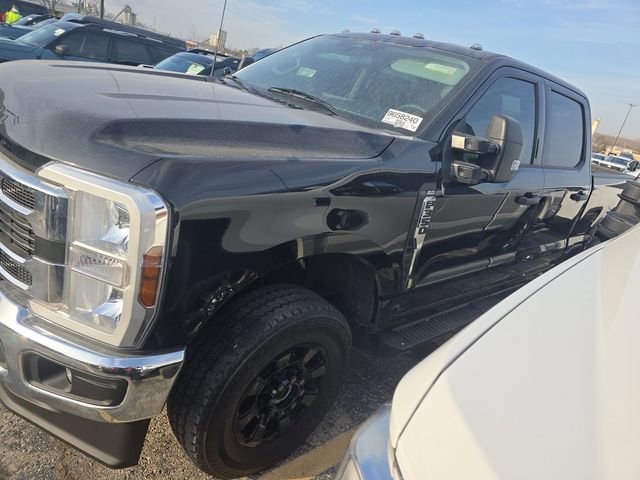 Used 2024 Ford F350 XLT w/ Snow Plow Prep Package image 1