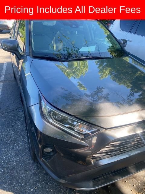 Used 2021 Toyota RAV4 Limited w/ Limited Grade Weather Package AWD/4WD image 9