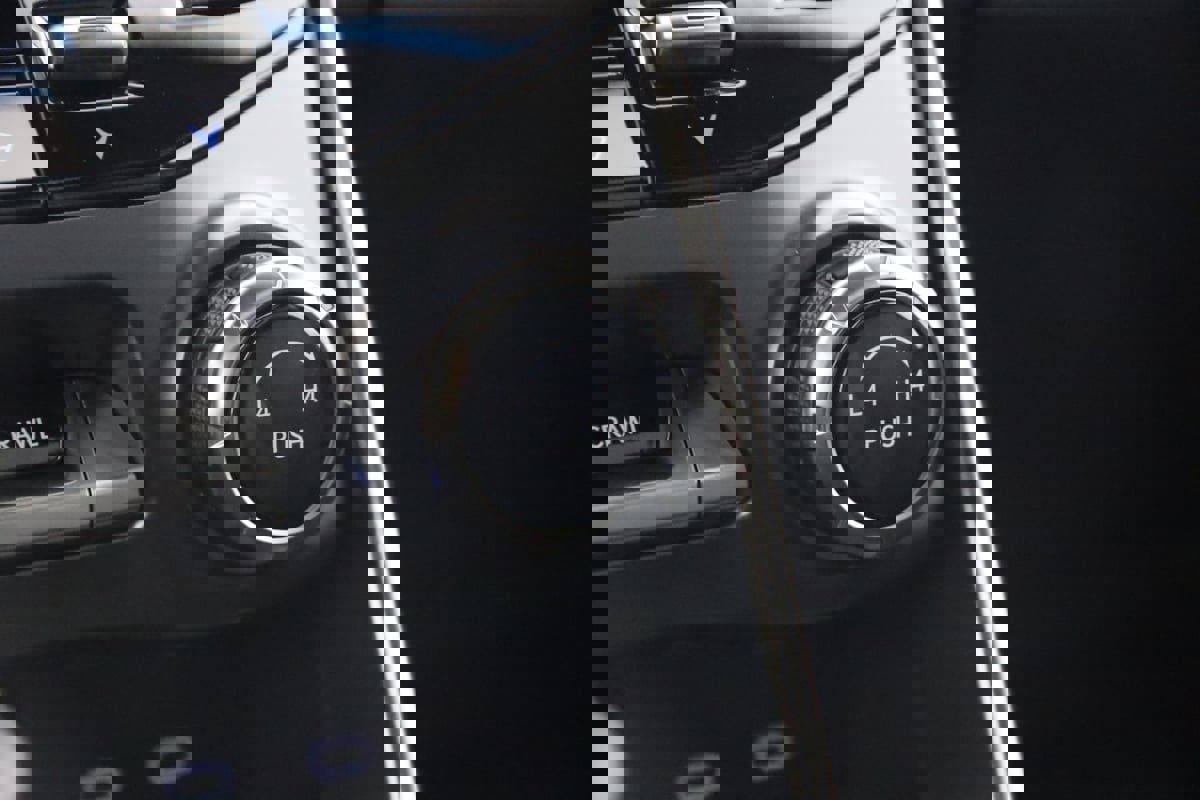 Used 2025 Lexus LX 600 4WD w/ Luxury Package image 40