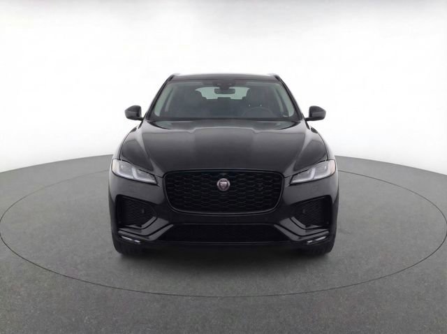 Used 2026 Jaguar F-PACE R-Dynamic S AWD/4WD image 41