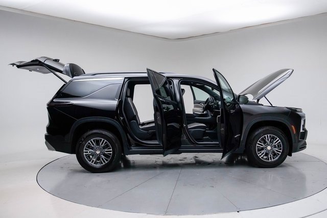 New 2026 Chevrolet Traverse LT w/ Enhanced Driving Package image 14