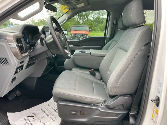 Used 2025 Ford F150 XLT w/ Equipment Group 301A Standard AWD/4WD image 19