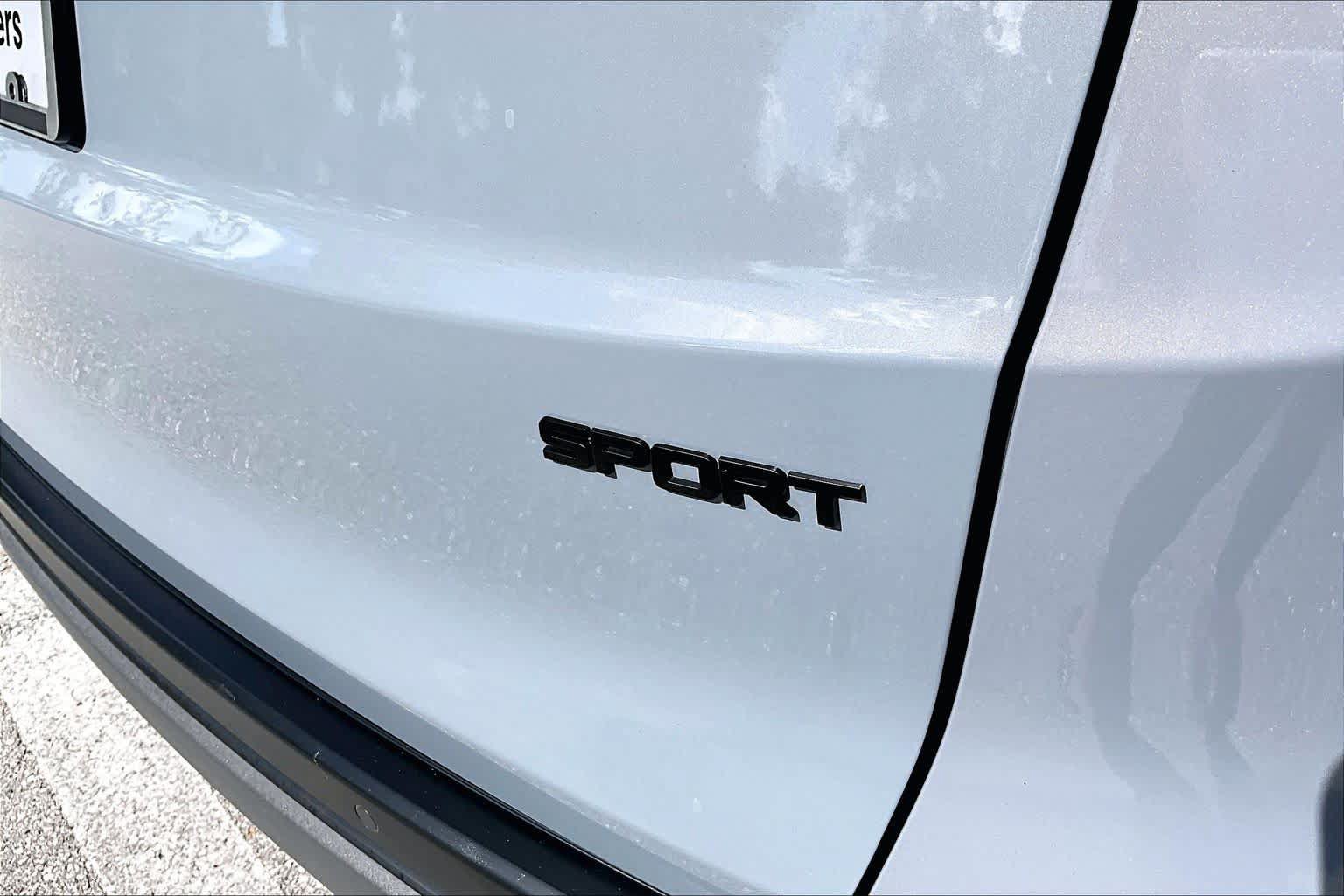 Used 2025 Honda CR-V Sport-L image 10