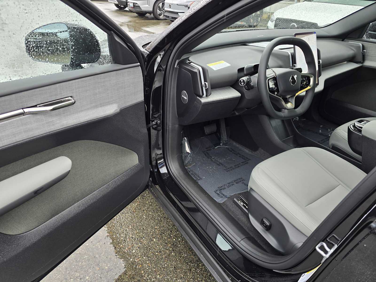 New 2026 Volvo EX30 Cross Country Ultra w/ Protection Package Premier AWD/4WD image 19