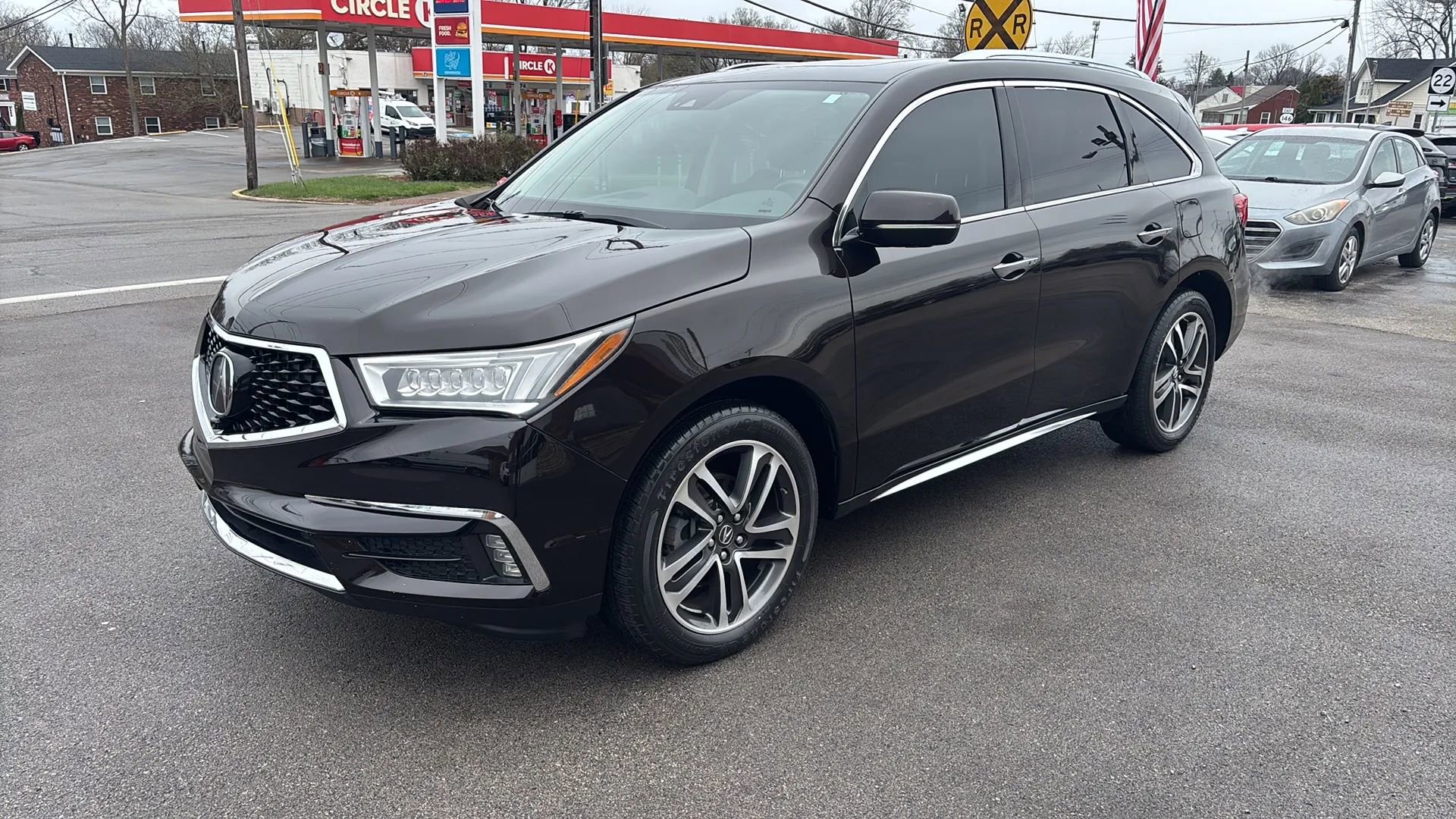 Used 2017 Acura MDX SH-AWD w/ Advance Package image 4