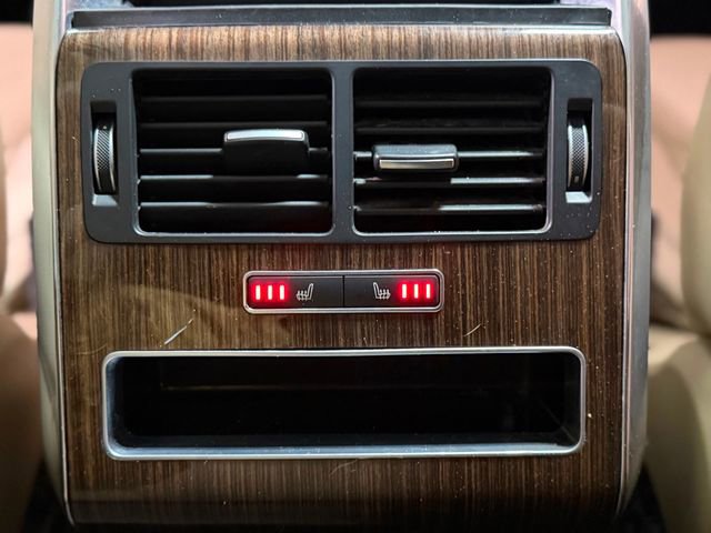 Used 2016 Land Rover Range Rover Sport SE image 25