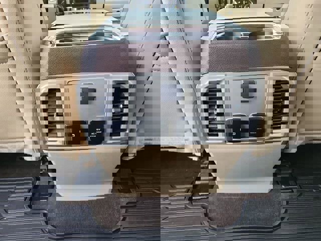 Used 2020 Ford F150 Lariat image 23