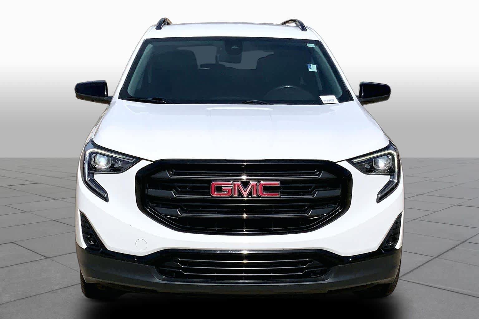 Used 2021 GMC Terrain SLT w/ Elevation Edition FWD image 4