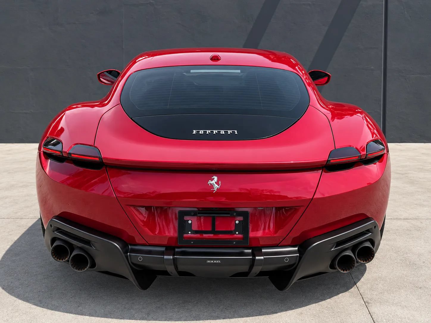Used 2022 Ferrari Roma RWD image 4