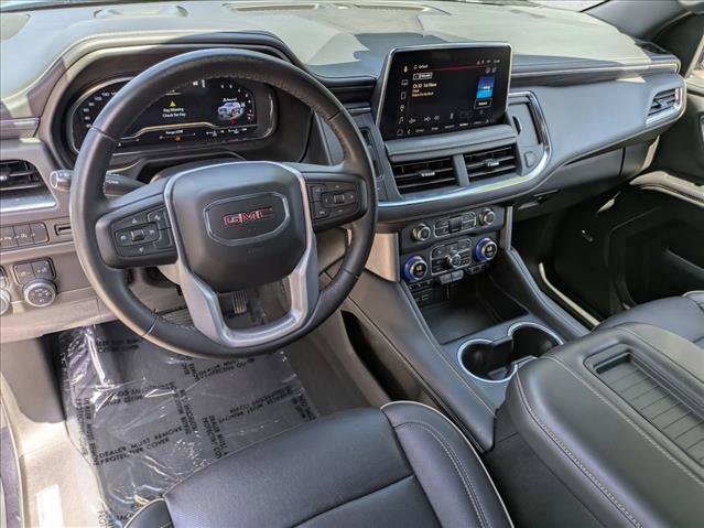 Used 2023 GMC Yukon SLT AWD/4WD image 10