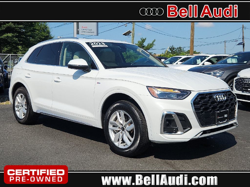 Certified 2023 Audi Q5 2.0T Premium w/ Convenience Package AWD/4WD image 1
