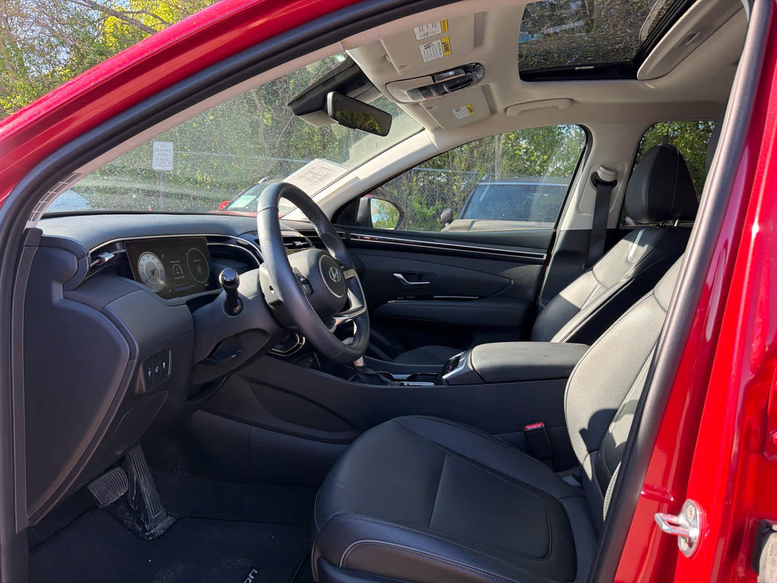 Certified 2022 Hyundai Tucson SEL w/ Convenience + Premium Package AWD/4WD image 5