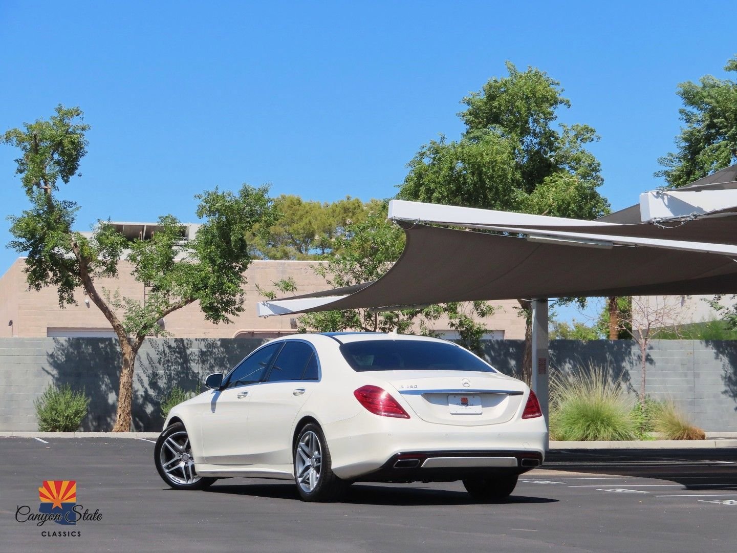 Used 2014 Mercedes-Benz S 550 Sedan w/ Sport Package w/ Sport Package image 2