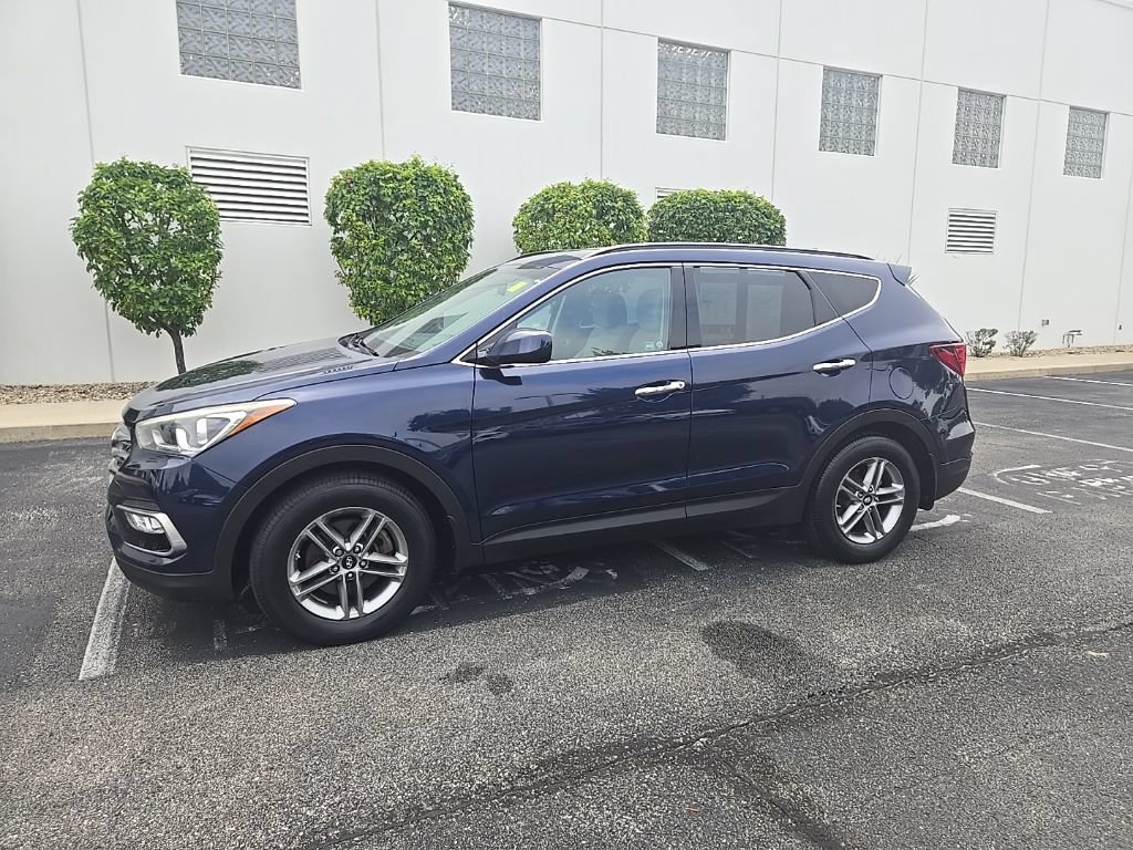 Used 2017 Hyundai Santa Fe Sport AWD/4WD image 2