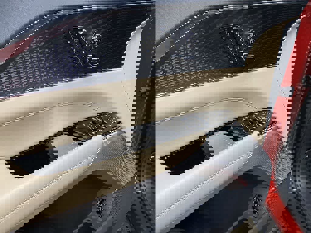 Certified 2024 Cadillac Lyriq Luxury w/ Nappa Leather Package image 15