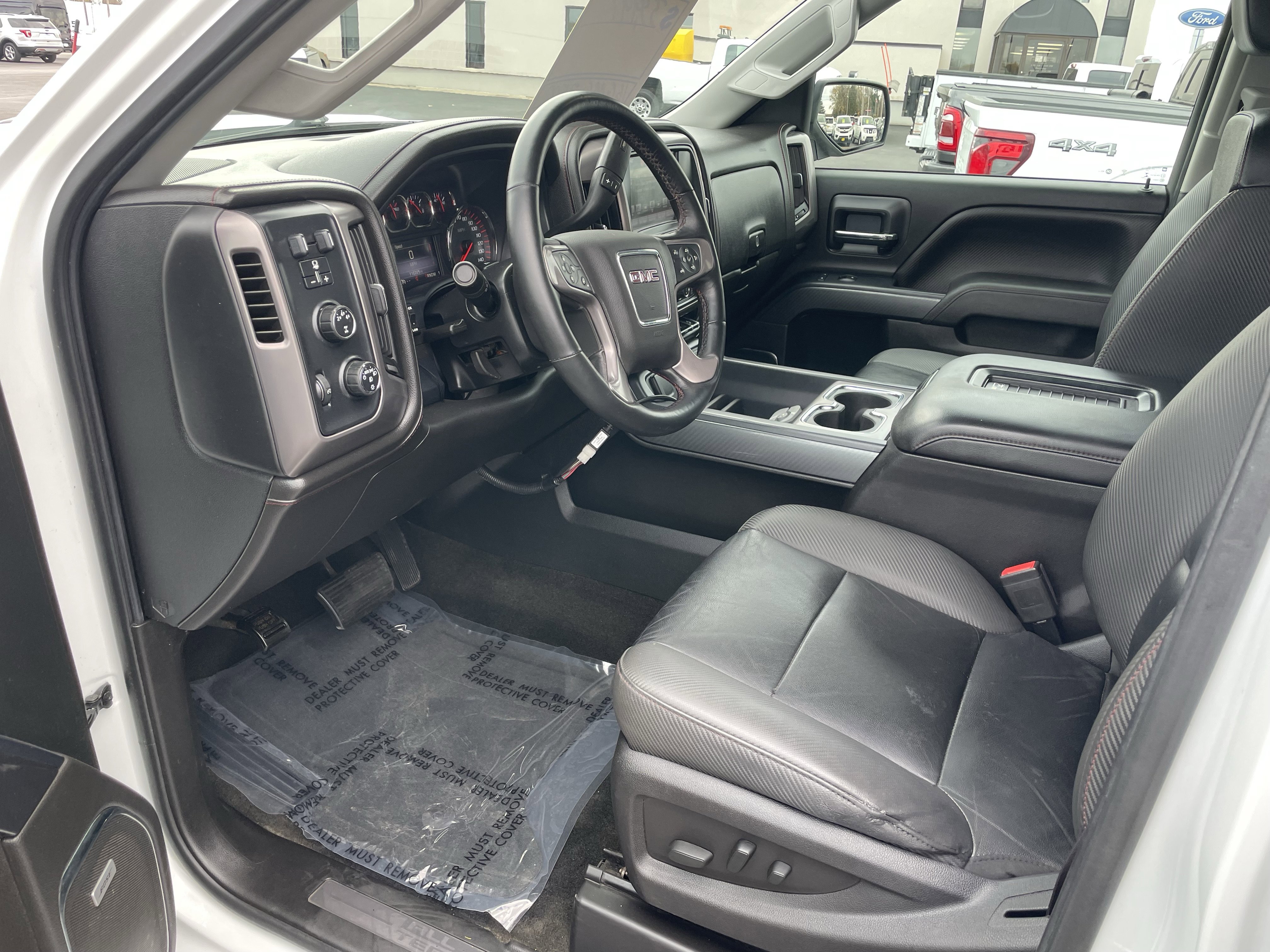 Used 2016 GMC Sierra 2500 SLT w/ All-Terrain HD Package AWD/4WD image 13