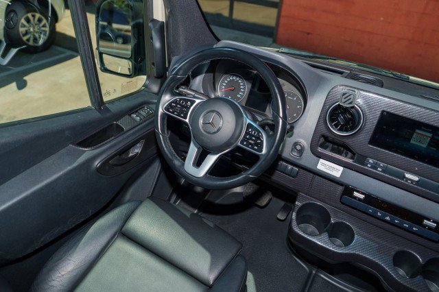 Used 2024 Mercedes-Benz Sprinter 2500 image 18