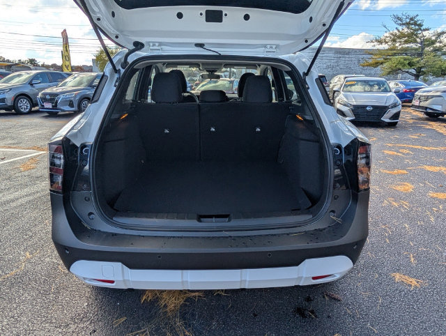 New 2026 Nissan Kicks SV w/ Cold Weather Package AWD/4WD image 10