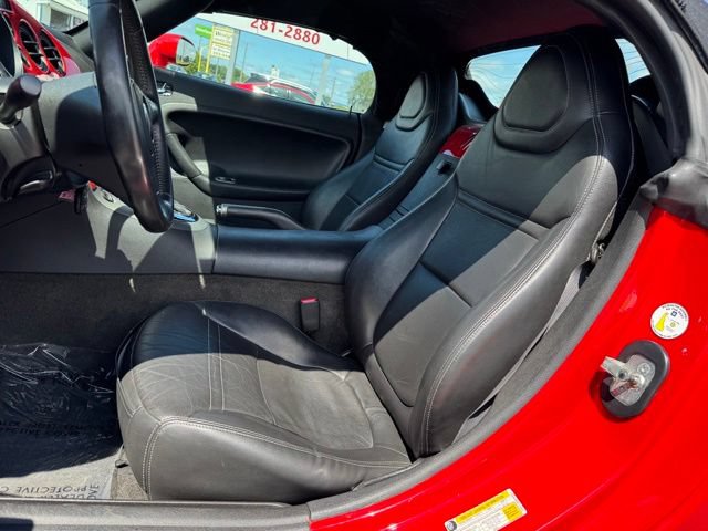 Used 2006 Pontiac Solstice Convertible w/ Premium Package RWD image 4