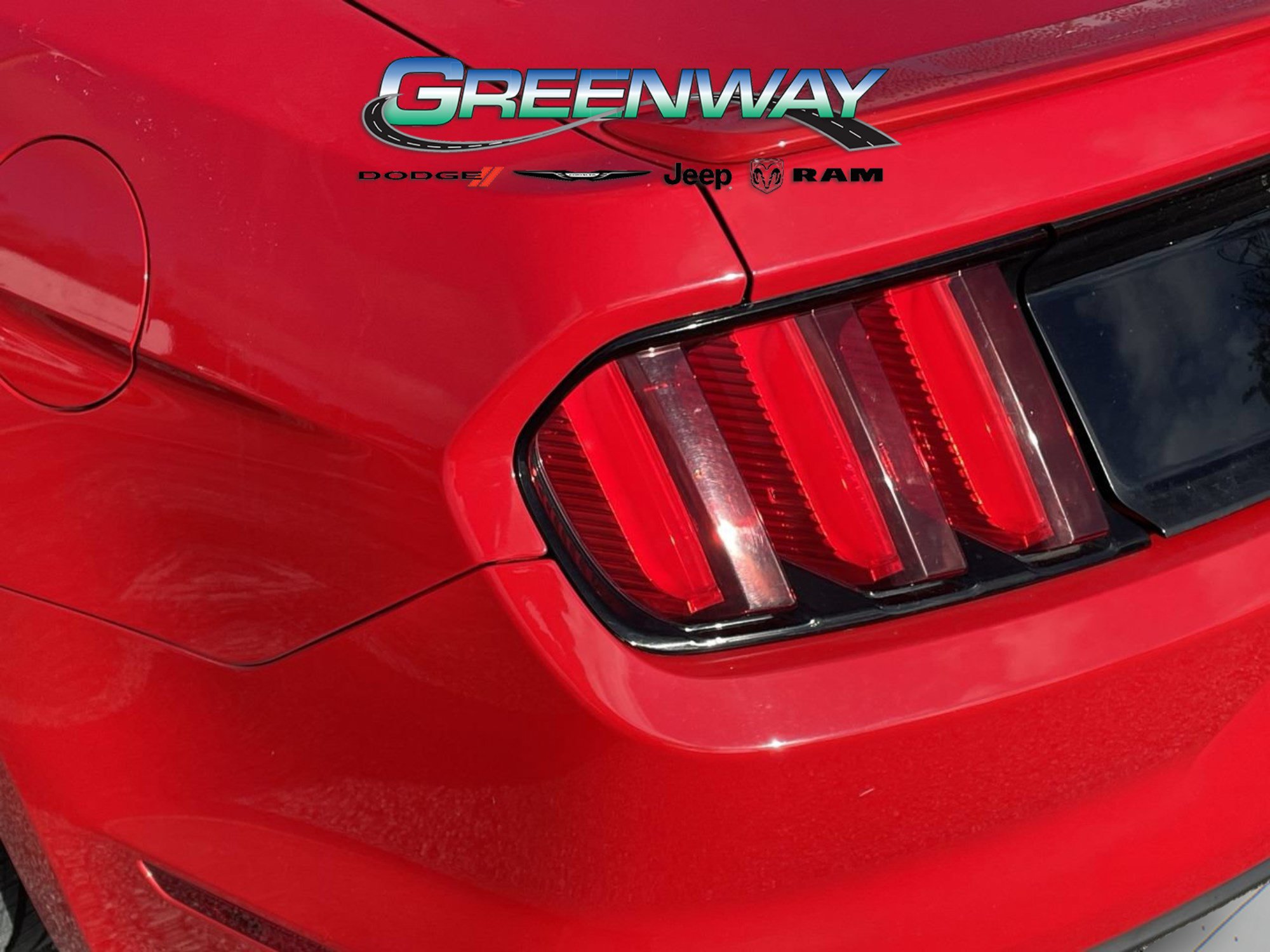 Used 2016 Ford Mustang Premium RWD image 7