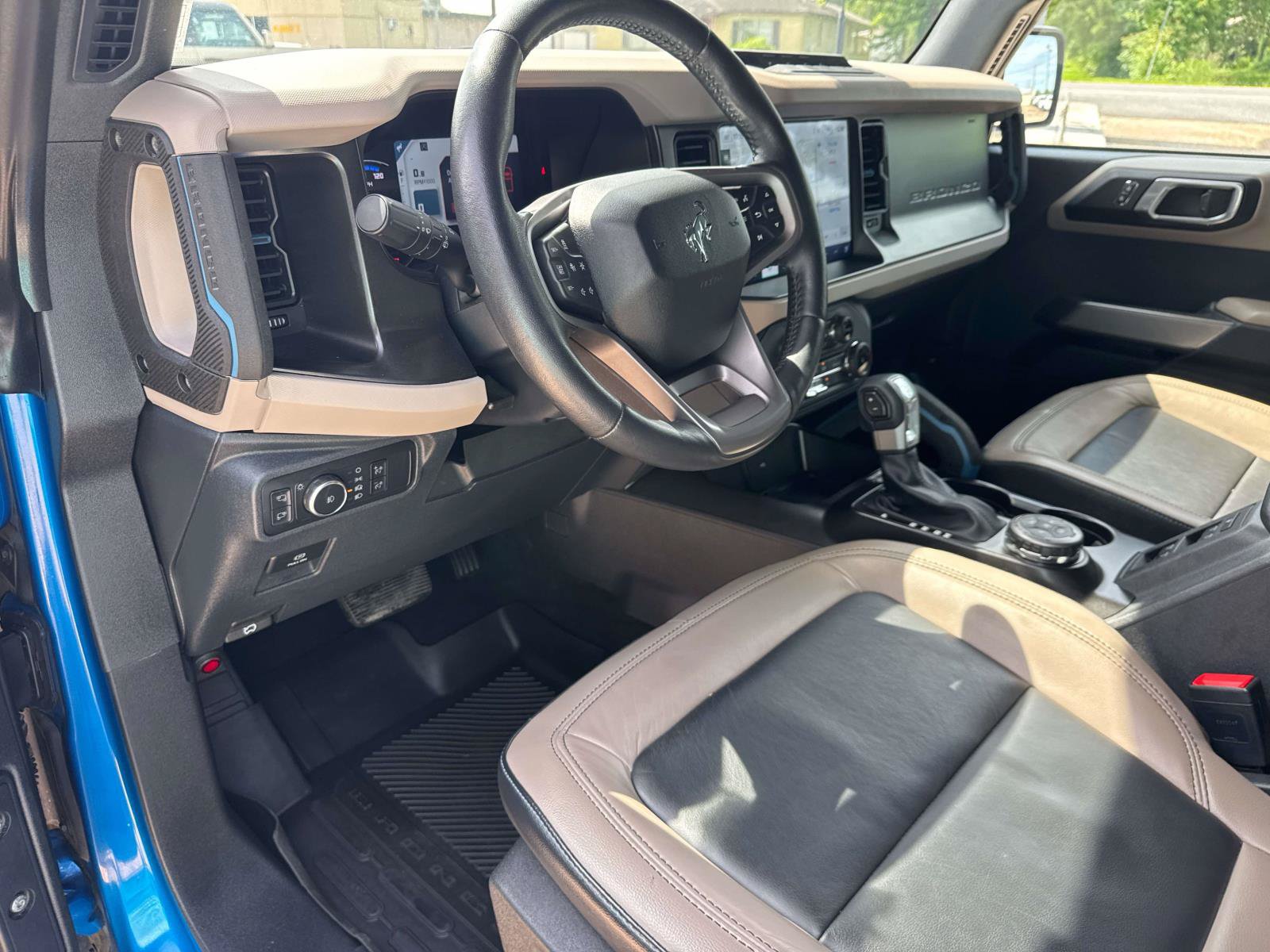Certified 2022 Ford Bronco Wildtrak AWD/4WD image 17