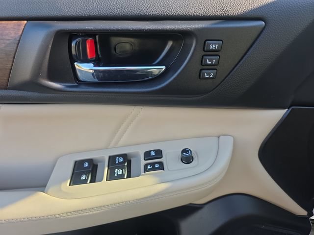 Used 2018 Subaru Outback 3.6R Limited AWD/4WD image 10
