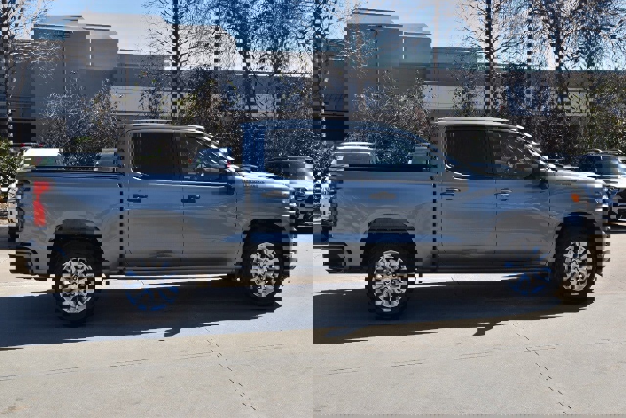 Used 2020 Chevrolet Silverado 1500 Custom w/ Custom Value Package image 6