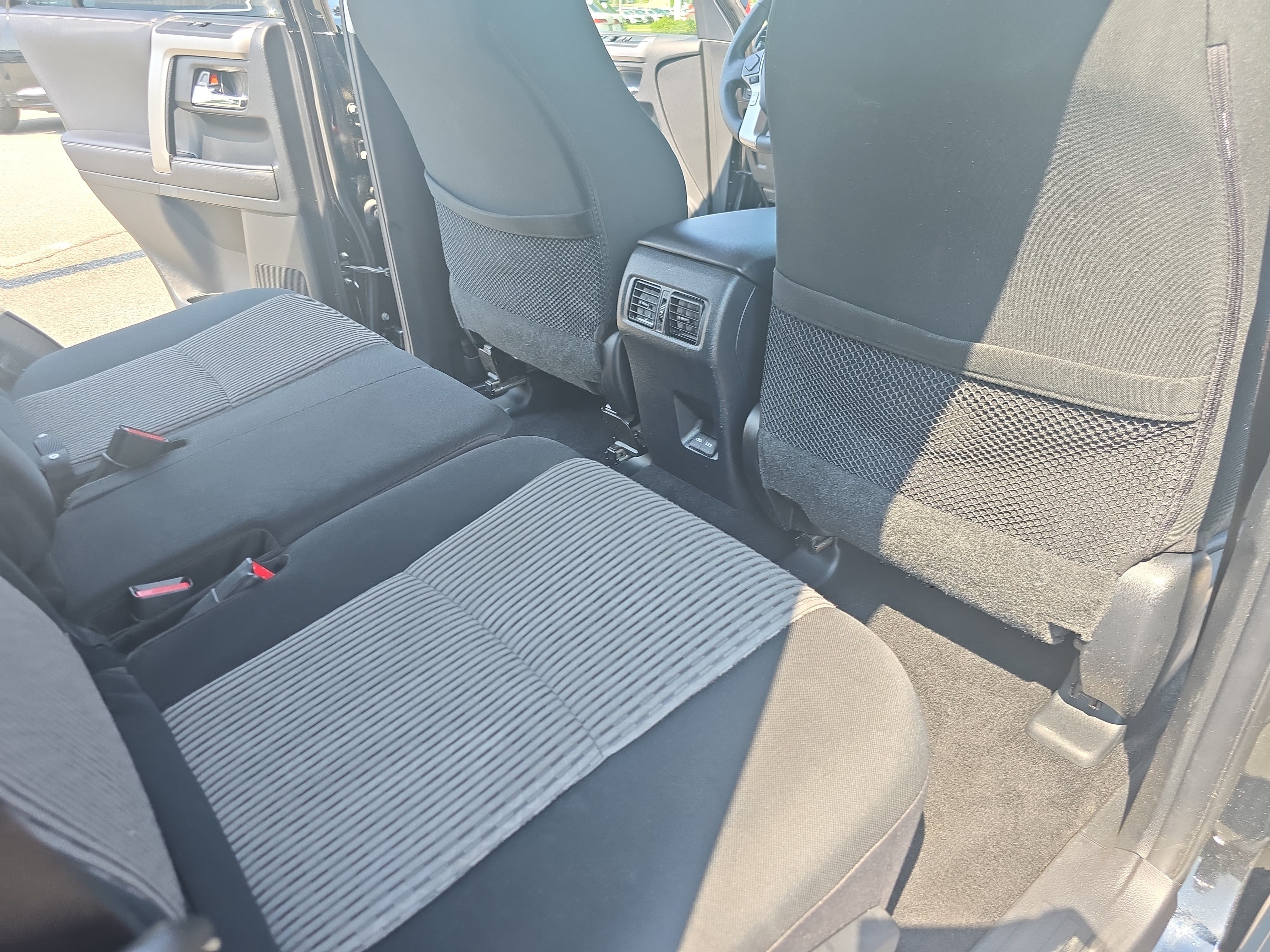 Used 2024 Toyota 4Runner SR5 AWD/4WD image 11