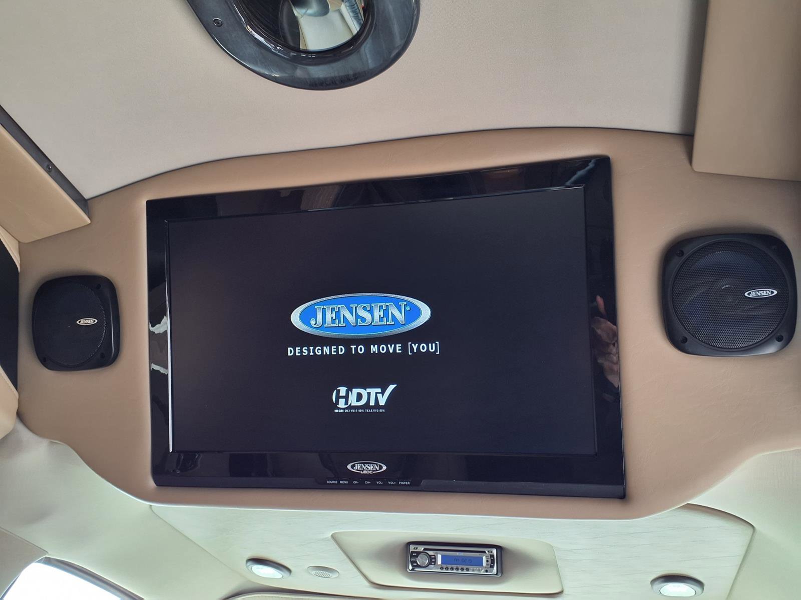 Used 2014 GMC Savana 1500 AWD image 14