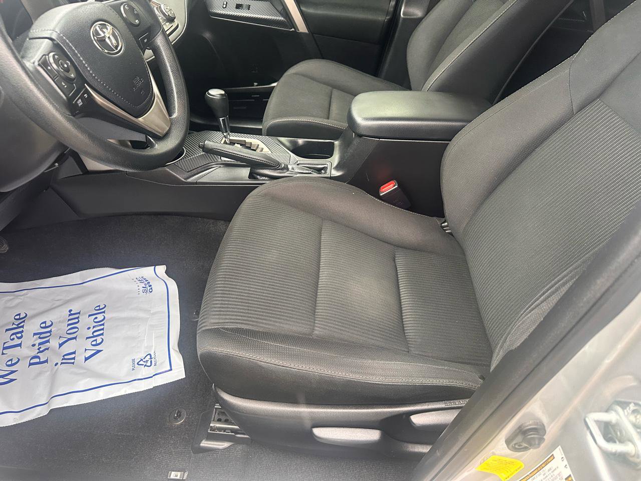 Used 2015 Toyota RAV4 XLE image 8