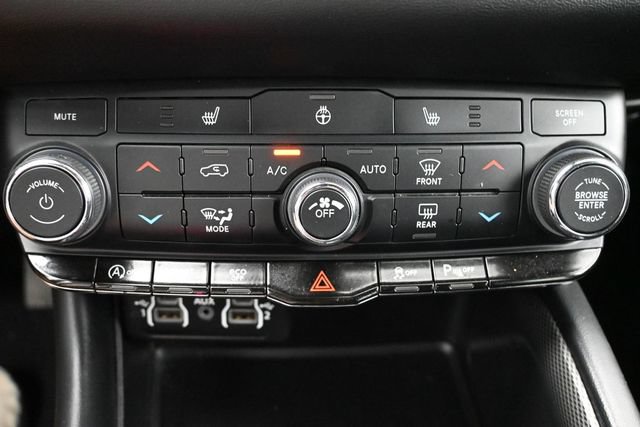 Used 2025 Dodge Durango GT AWD/4WD image 12