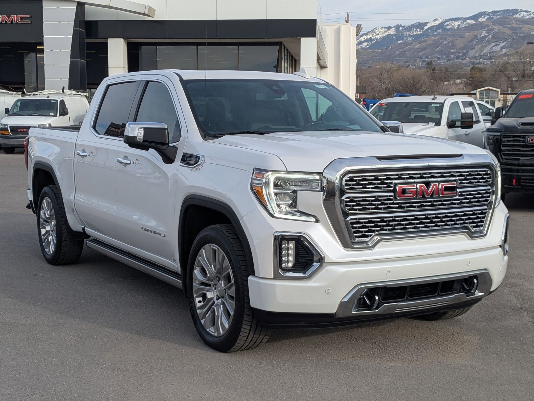 Used 2022 GMC Sierra 1500 Denali w/ Denali Premium Package image 8