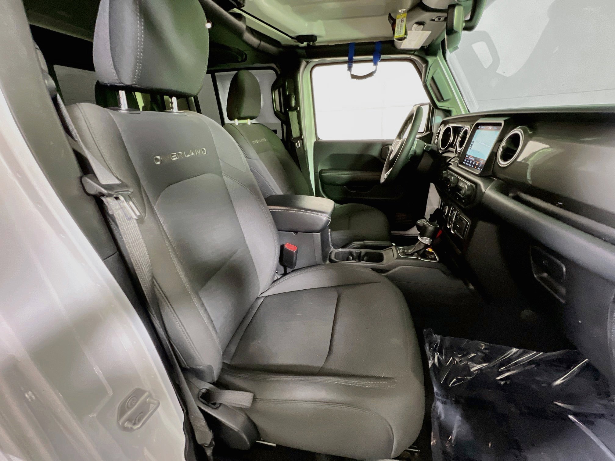 Used 2023 Jeep Gladiator Overland AWD/4WD image 26