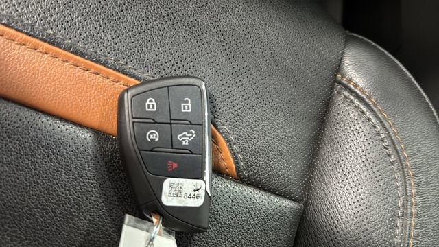 Used 2023 GMC Sierra 1500 AT4 w/ AT4 Premium Package AWD/4WD image 47