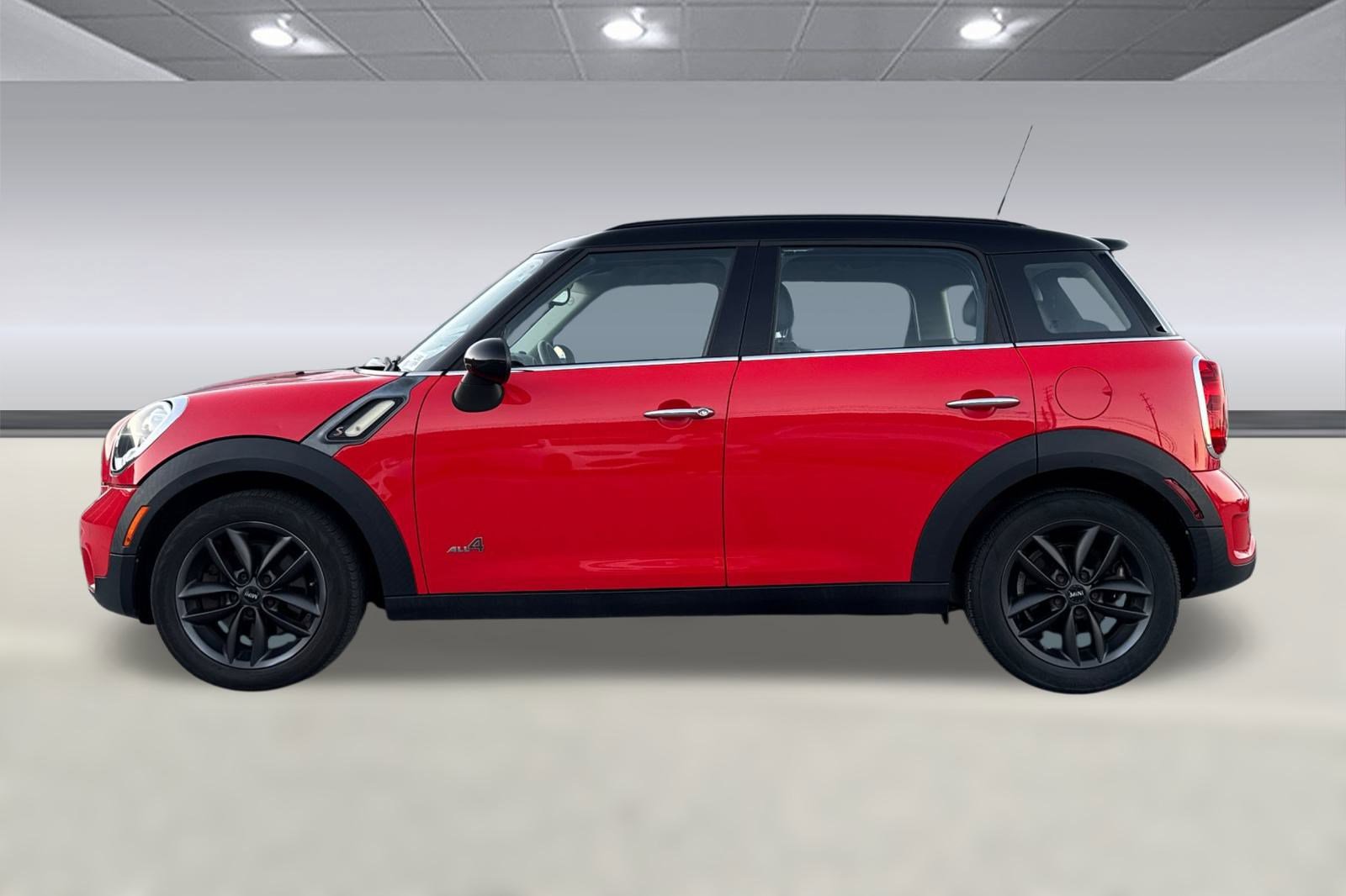 Used 2012 MINI Cooper Countryman S image 2