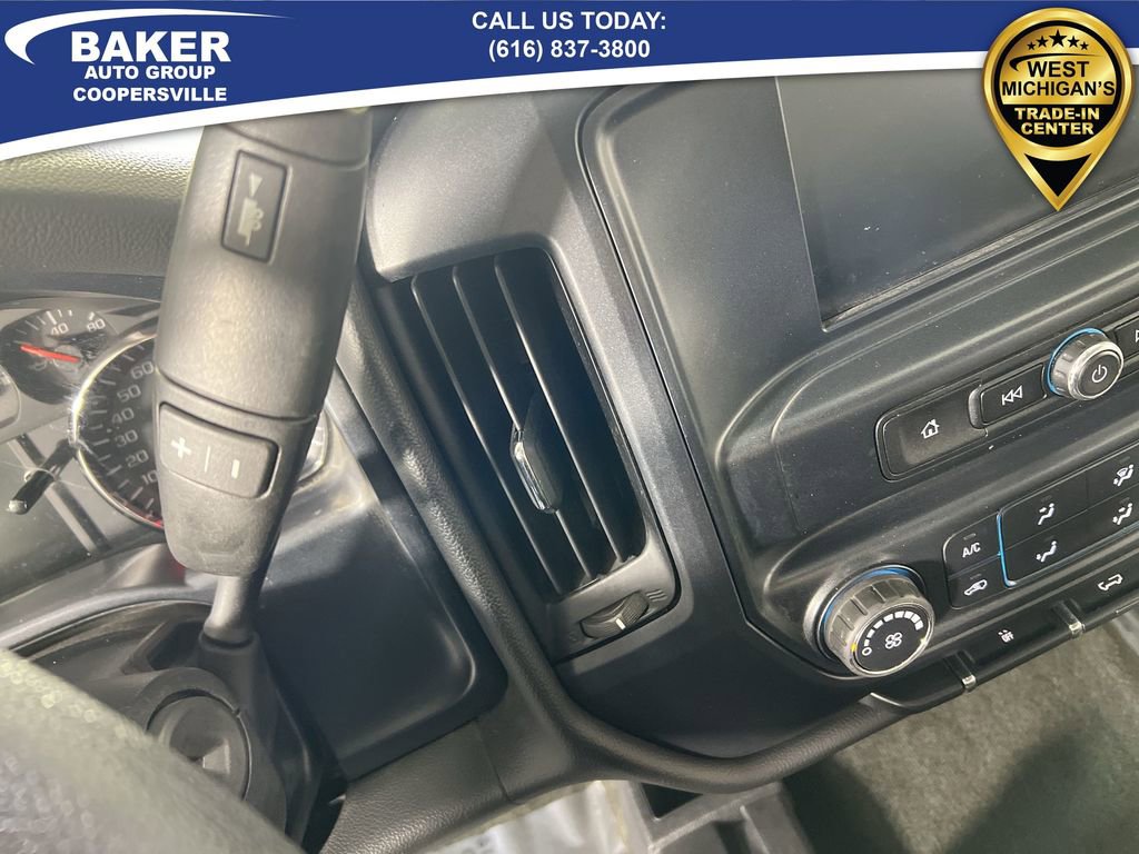 Used 2018 Chevrolet Silverado 1500 Custom w/ Custom Value Package image 16