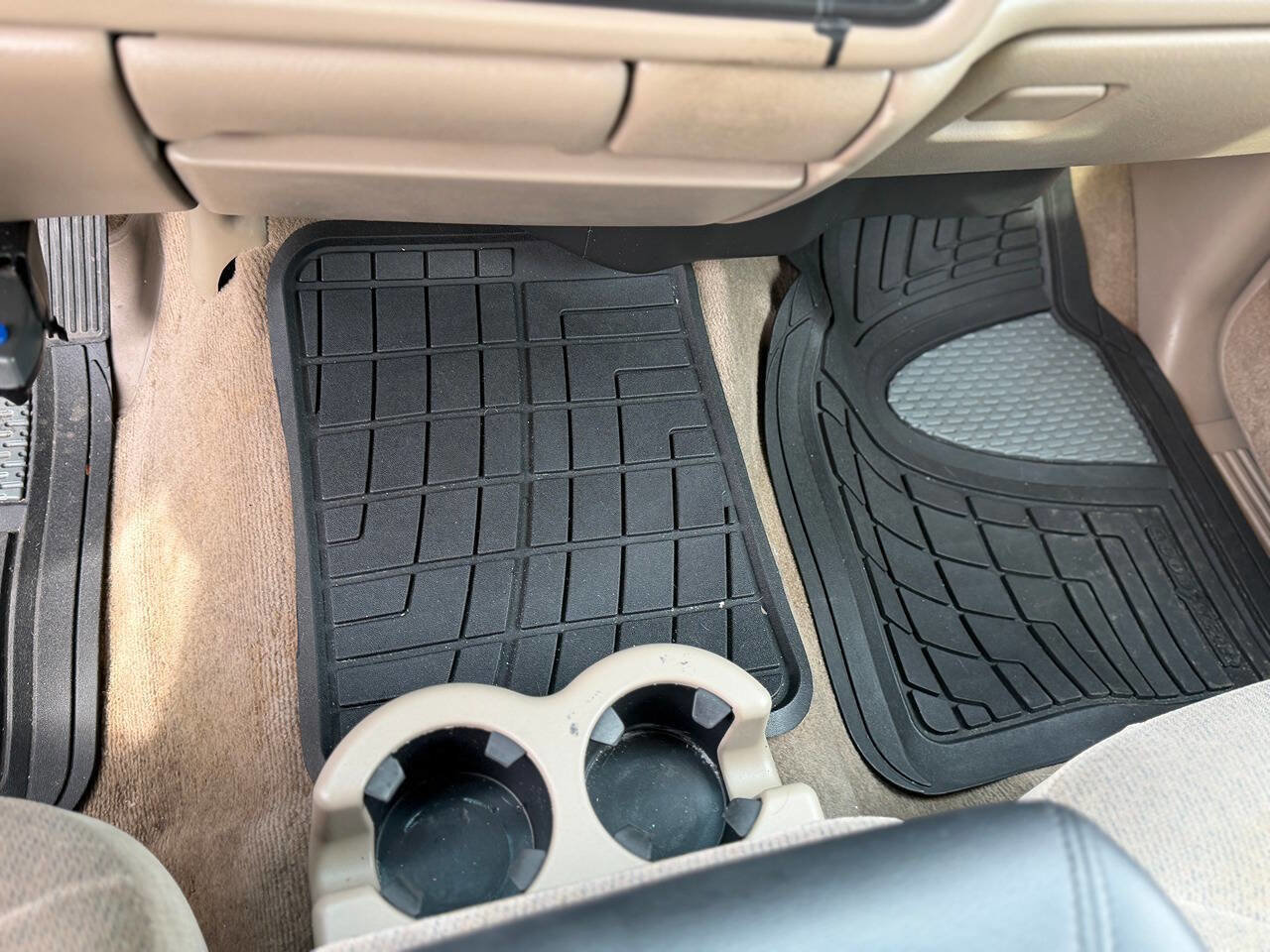 Used 2001 GMC Sierra 2500 SLE w/ Off-Road Skid Plate Pkg image 14