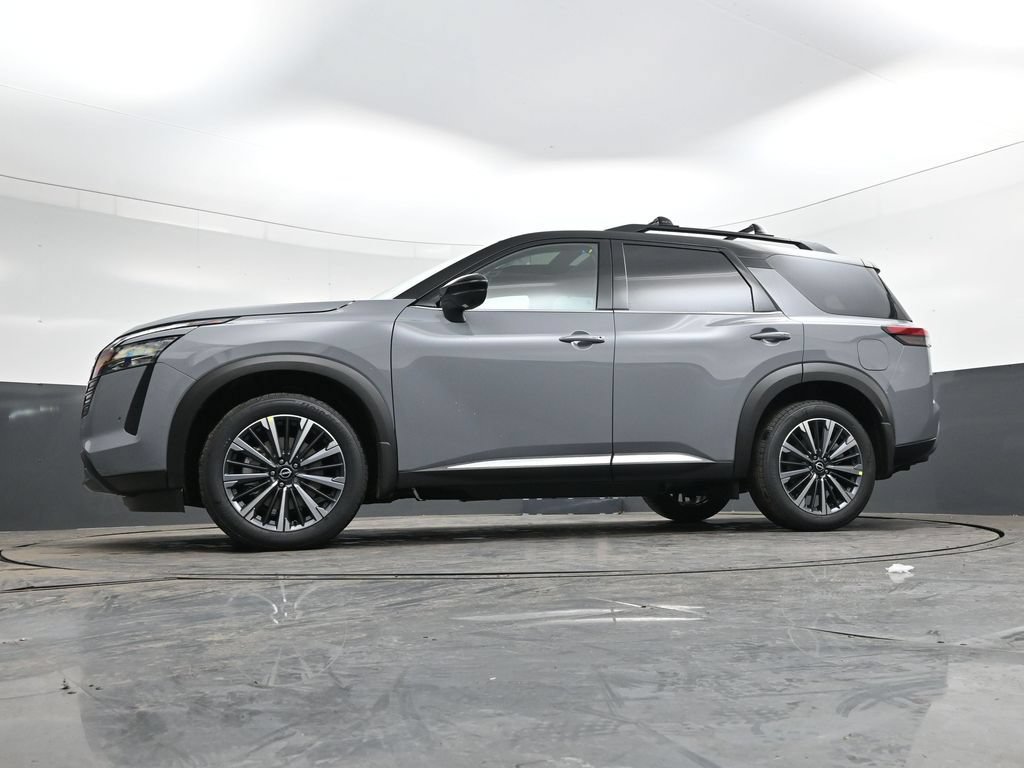 New 2026 Nissan Pathfinder Platinum FWD image 40