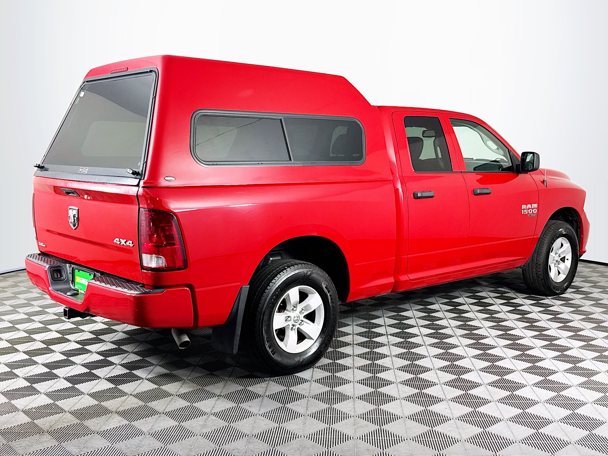 Used 2019 RAM 1500 Express AWD/4WD image 8