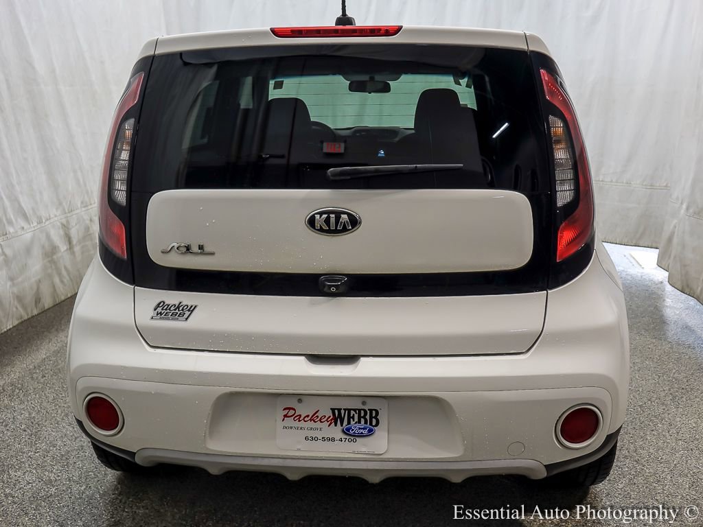 Used 2019 Kia Soul + image 7