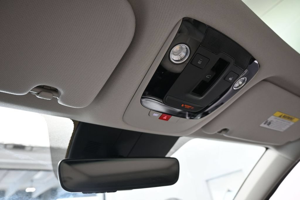 Used 2025 Kia Sorento S w/ Panoramic Sunroof Package FWD image 29