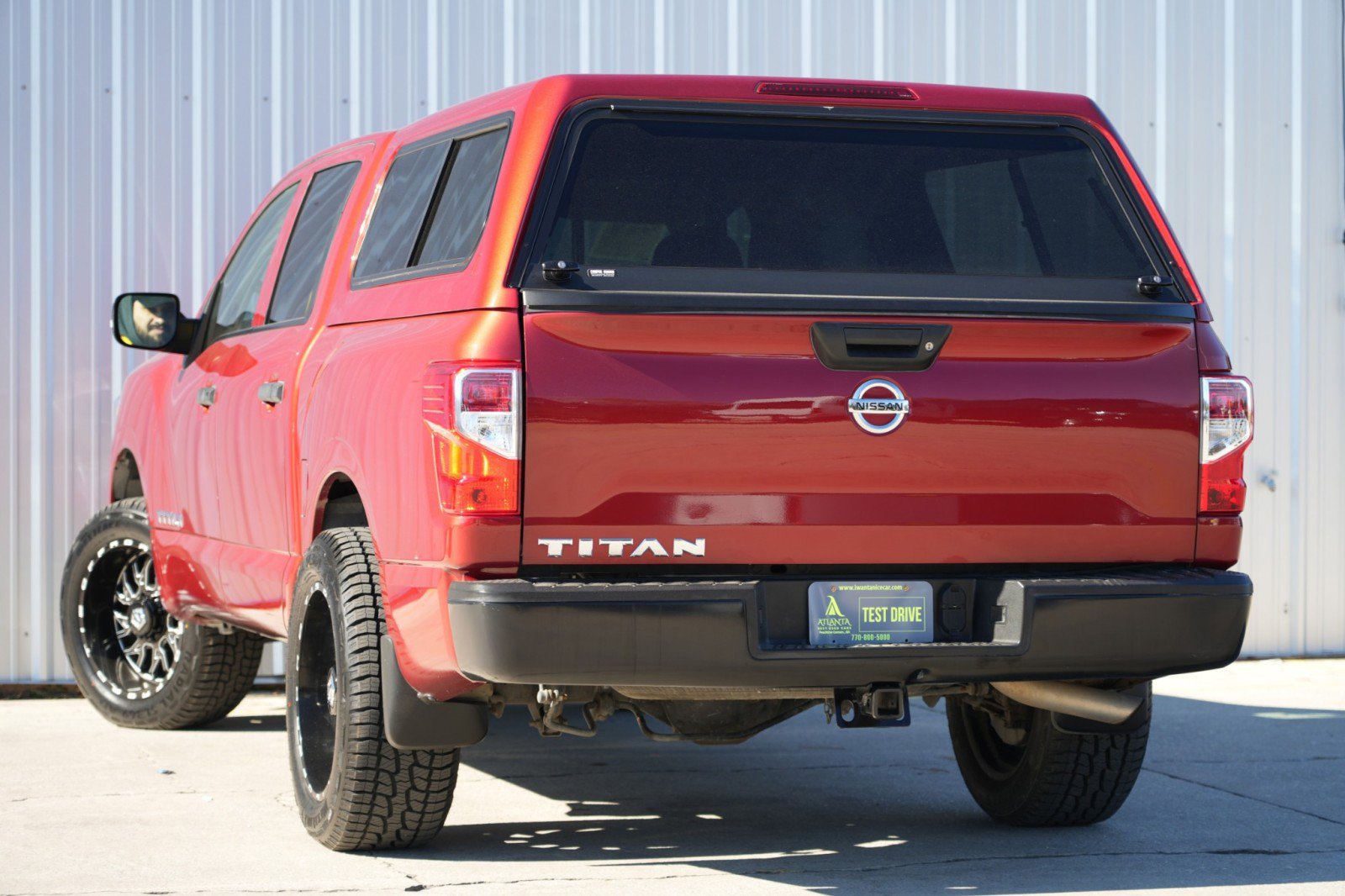 Used 2017 Nissan Titan S image 5