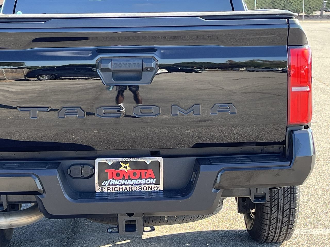 Used 2025 Toyota Tacoma SR5 RWD image 6