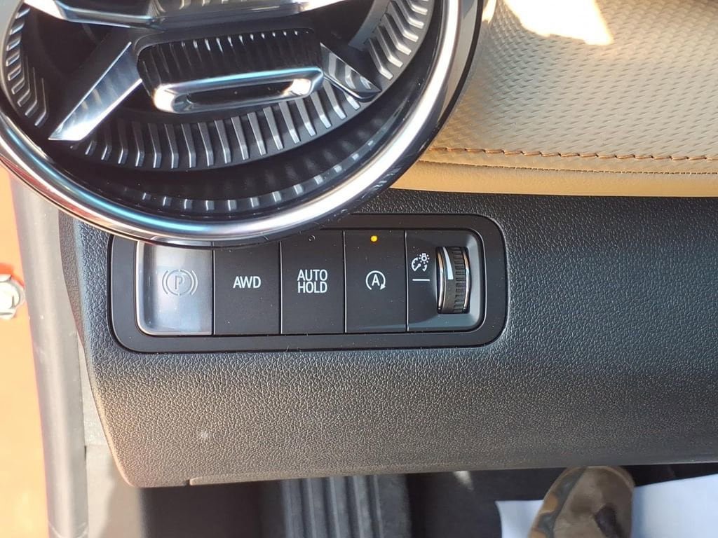 New 2026 Chevrolet Equinox ACTIV w/ Convenience Package III image 16