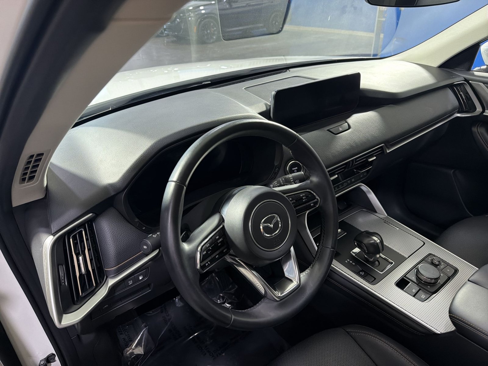 Used 2024 MAZDA CX-90 Plug-In Hybrid w/ Preferred AWD/4WD image 19